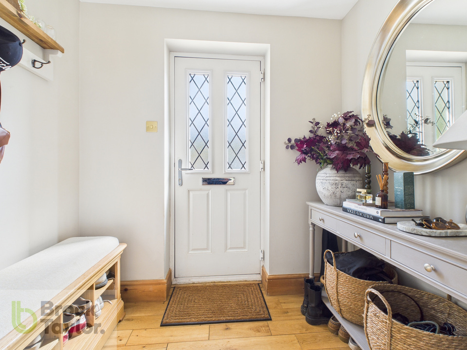 3 bed semi-detached house for sale in Coopers Wood, London Road, Handcross  - Property Image 6