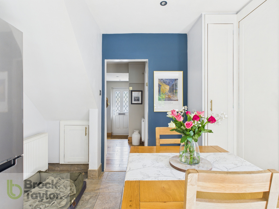 3 bed semi-detached house for sale in Coopers Wood, London Road, Handcross  - Property Image 15