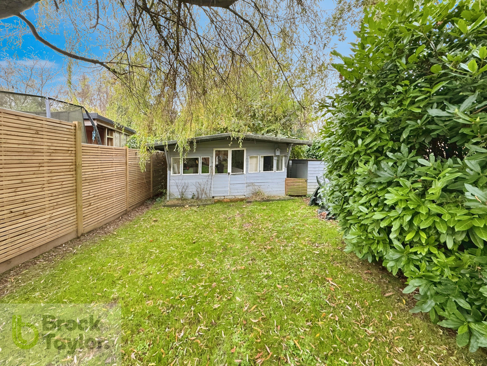 3 bed semi-detached house for sale in Coopers Wood, London Road, Handcross  - Property Image 16