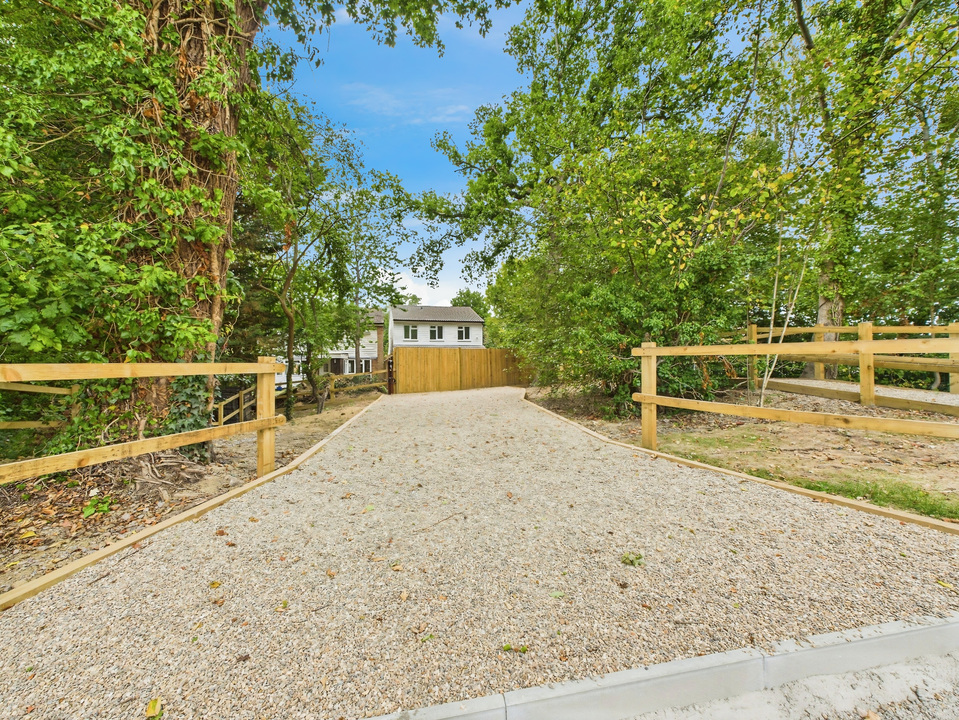 2 bed semi-detached house for sale in Timber Mill, Southwater  - Property Image 11