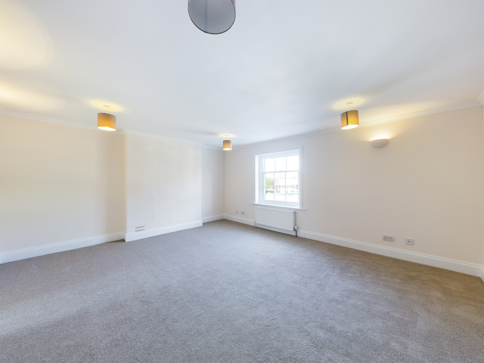 3 bed town house for sale in London Road, Horsham  - Property Image 11
