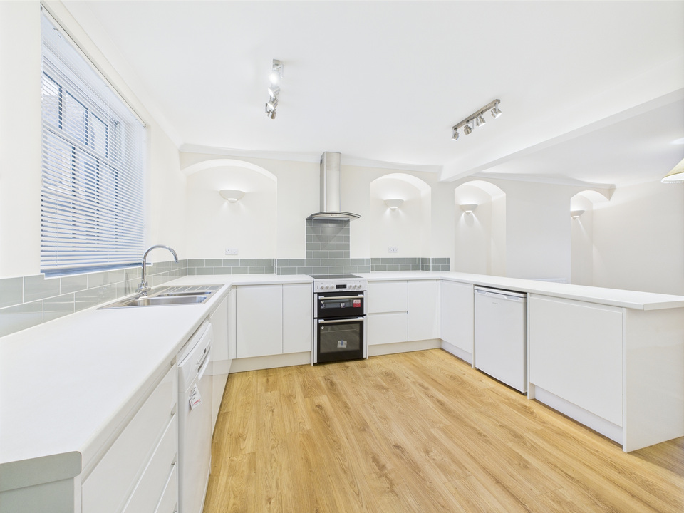 3 bed town house for sale in London Road, Horsham  - Property Image 17