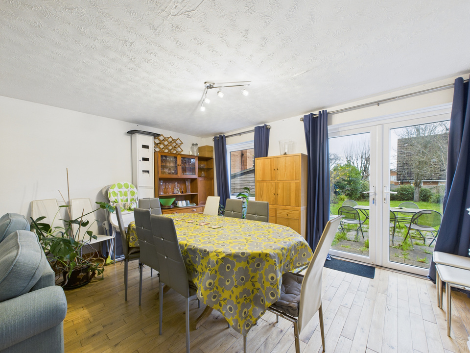 5 bed detached house for sale in Lambs Farm Road, Horsham - Property Image 12