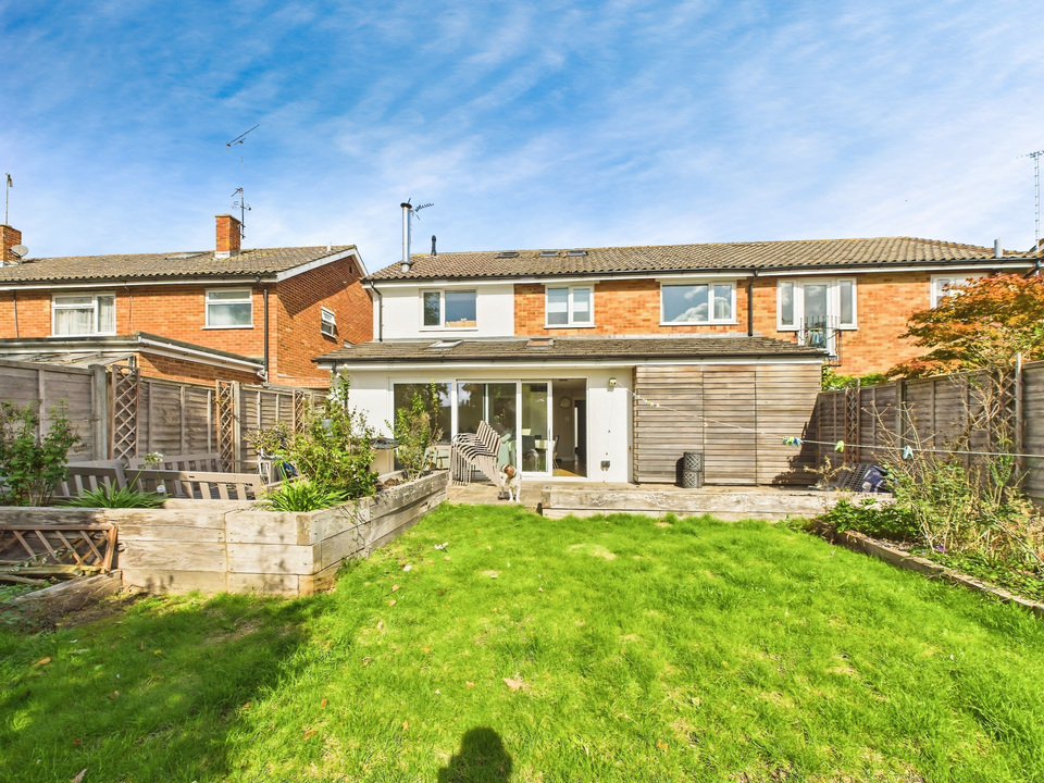 4 bed semi-detached house for sale in Oakwood, Partridge Green  - Property Image 6