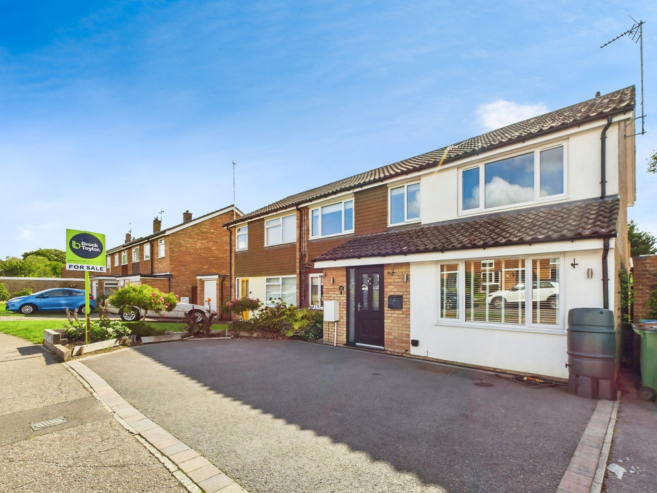 4 bed semi-detached house for sale in Oakwood, Partridge Green  - Property Image 12