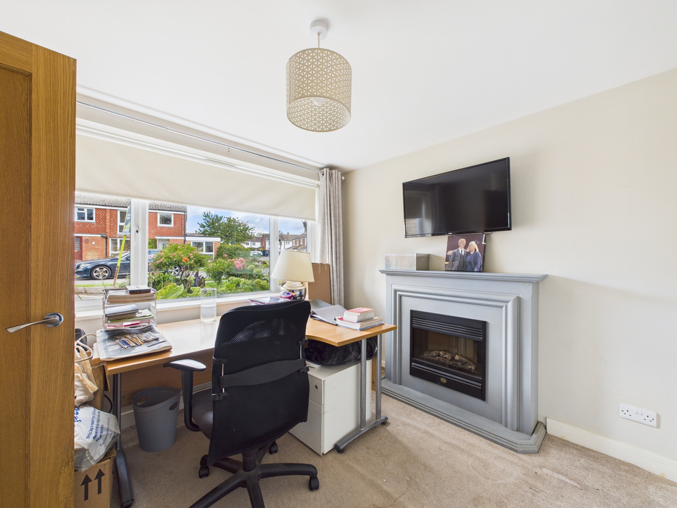 4 bed semi-detached house for sale in Oakwood, Partridge Green  - Property Image 17