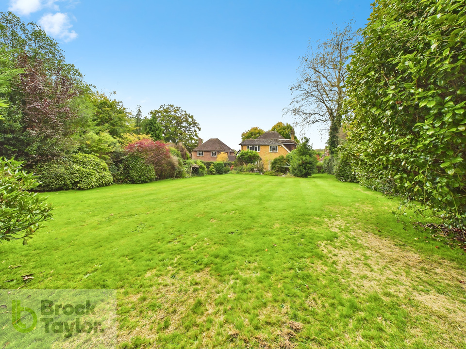 4 bed detached house for sale in Savill Road, Lindfield  - Property Image 2