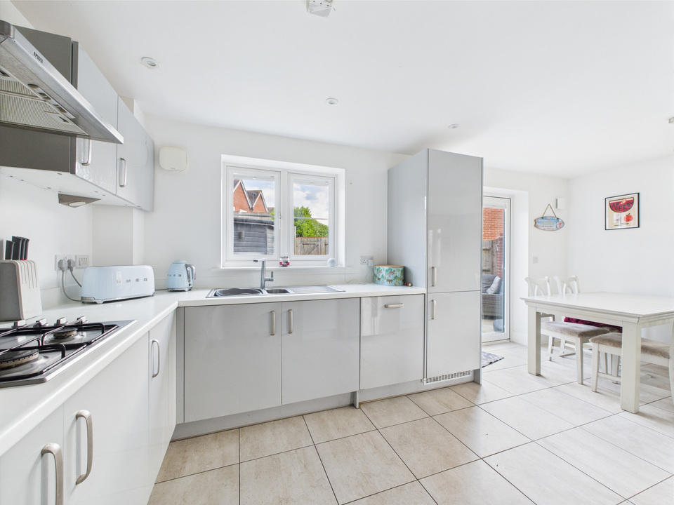 3 bed detached house for sale in Coote Mews, Southwater  - Property Image 4