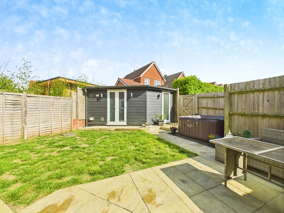 3 bed detached house for sale in Coote Mews, Southwater  - Property Image 11