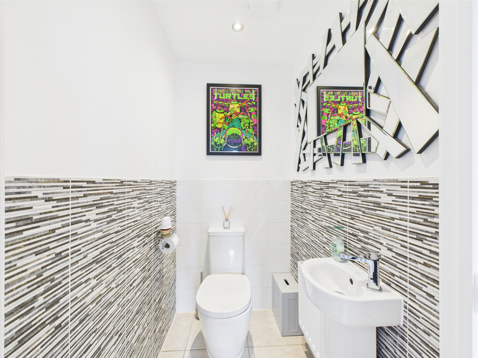 3 bed detached house for sale in Coote Mews, Southwater  - Property Image 12