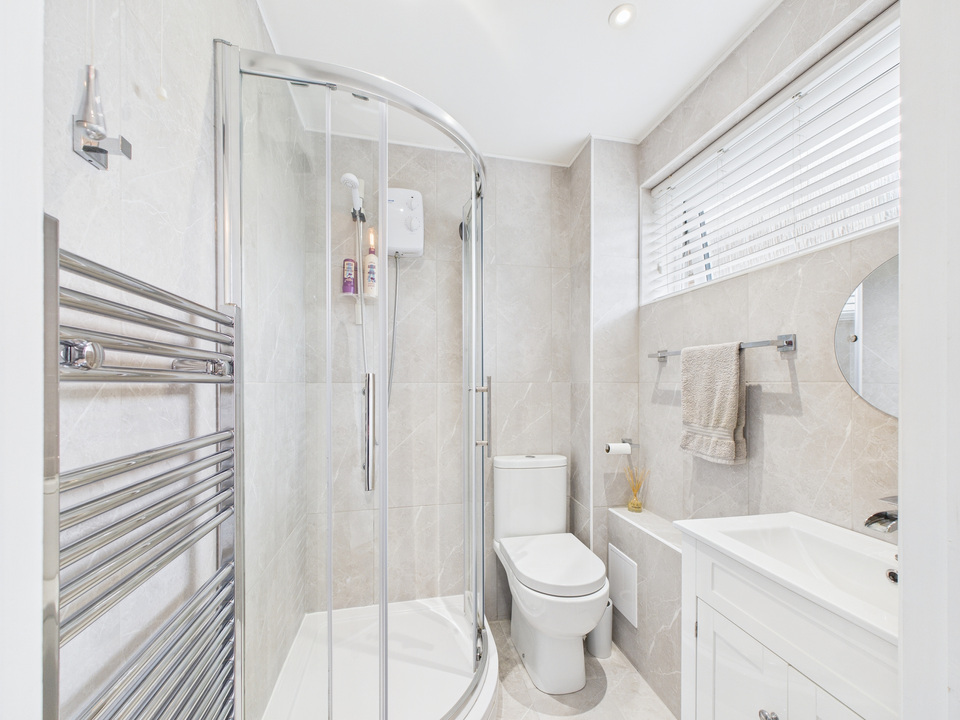 1 bed apartment for sale in Chequers Court, Horsham  - Property Image 9