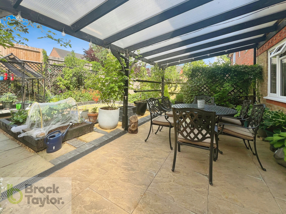 4 bed detached house for sale in Charters Gate Way, Wivelsfield Green  - Property Image 9