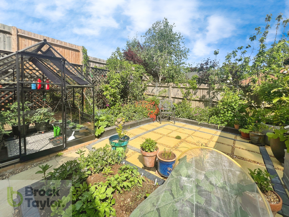 4 bed detached house for sale in Charters Gate Way, Wivelsfield Green  - Property Image 12