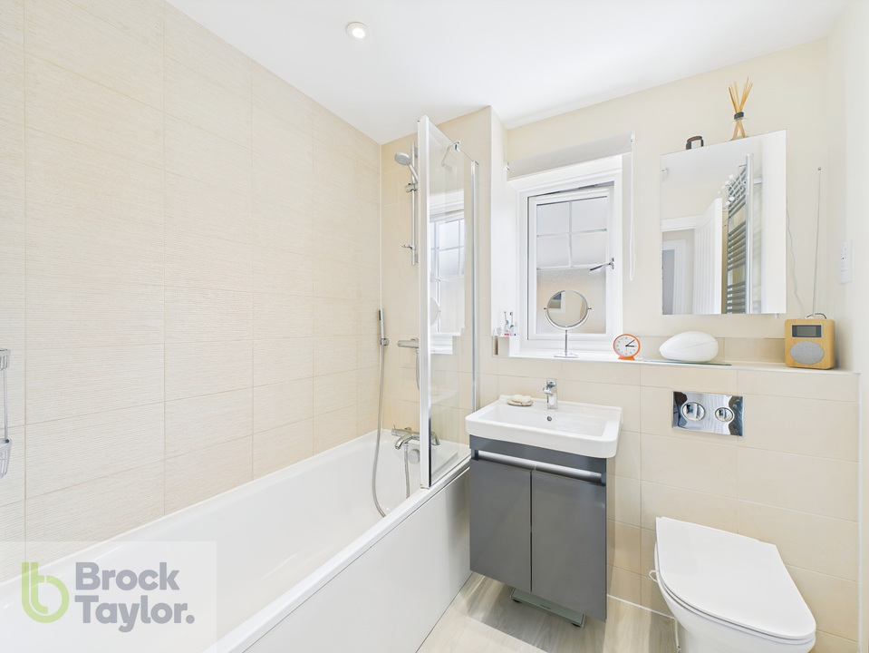 4 bed detached house for sale in Charters Gate Way, Wivelsfield Green  - Property Image 21