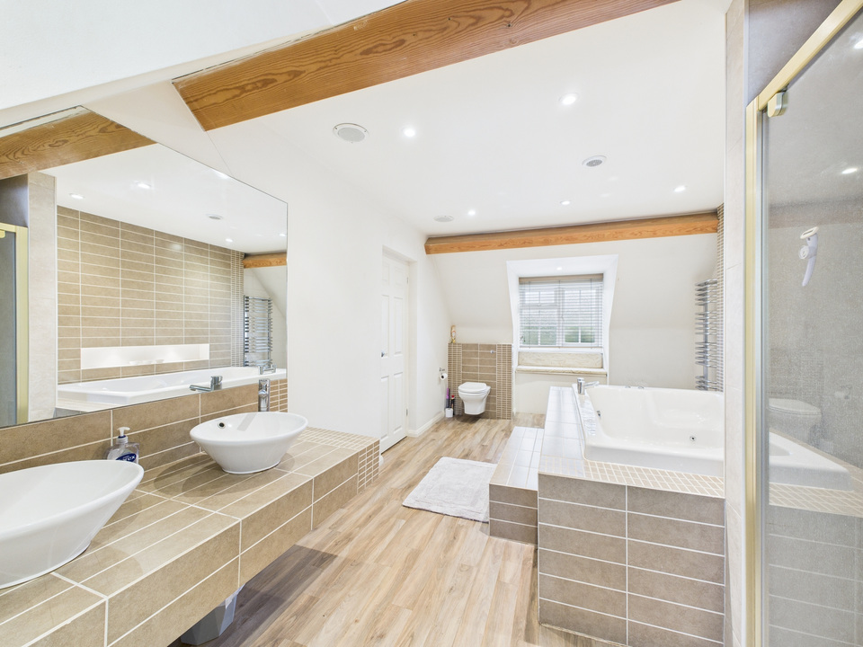 5 bed detached house for sale in Loxwood Road, Rudgwick  - Property Image 19