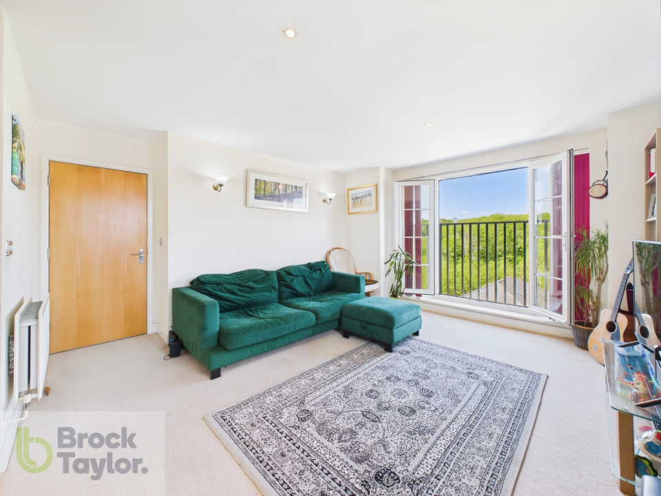 2 bed apartment for sale in Highbank, Bolnore Village - Property Image 3