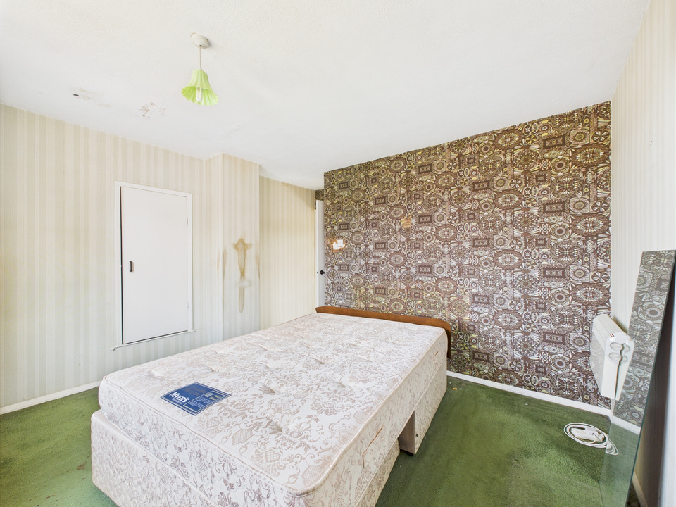 3 bed semi-detached house for sale in Longfield Road, Horsham  - Property Image 14