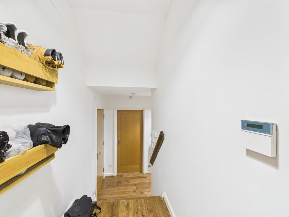 2 bed apartment for sale in Martlet Court , Church Street, Rudgwick, Horsham - Property Image 9