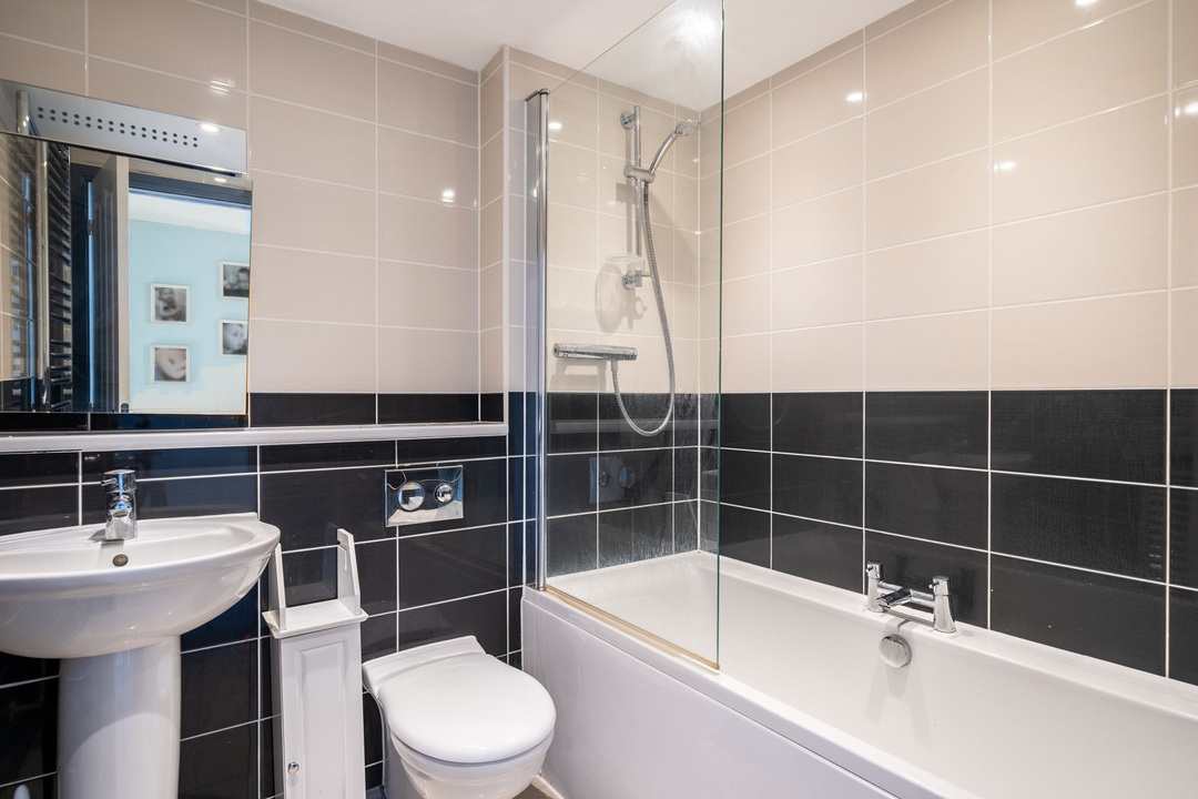 4 bed detached house for sale in Roman Lane, Southwater  - Property Image 18