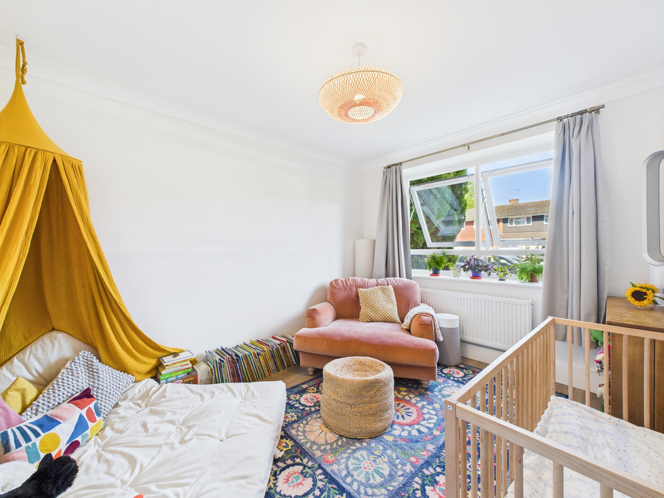 2 bed apartment for sale in Ayshe Court Drive, Horsham - Property Image 6