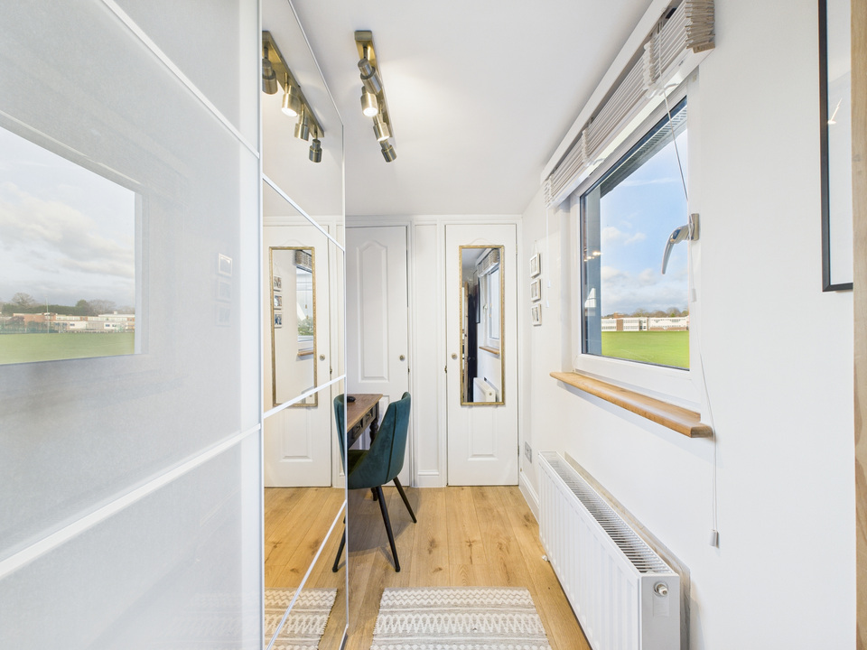 4 bed semi-detached house for sale in St Leonards Road, Horsham, West Sussex, RH13 6AP  - Property Image 13