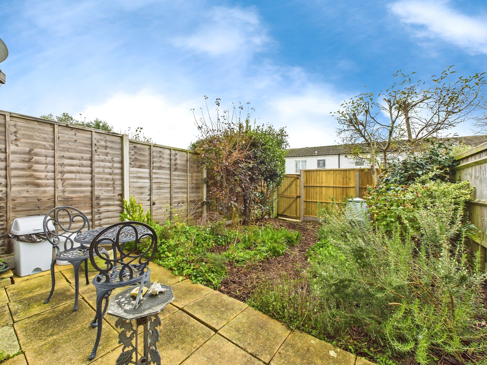 4 bed terraced house for sale in Little Dippers, Pulborough  - Property Image 9