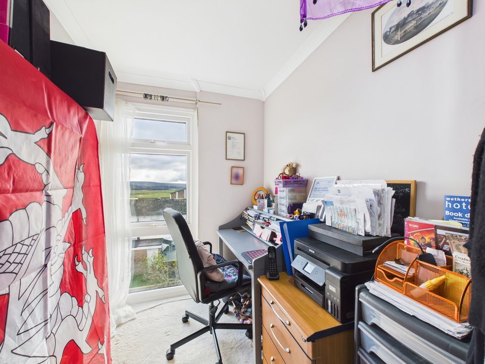 4 bed terraced house for sale in Little Dippers, Pulborough  - Property Image 8