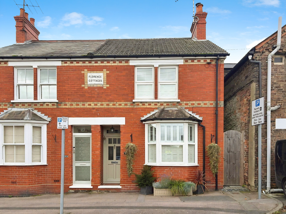 3 bed semi-detached house for sale in Park Terrace East, Horsham - Property Image 1