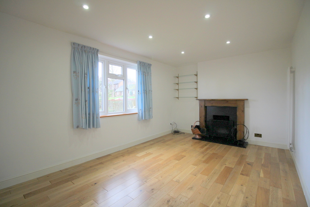 3 bed end of terrace house for sale in Tilletts Lane, Warnham, Horsham  - Property Image 7