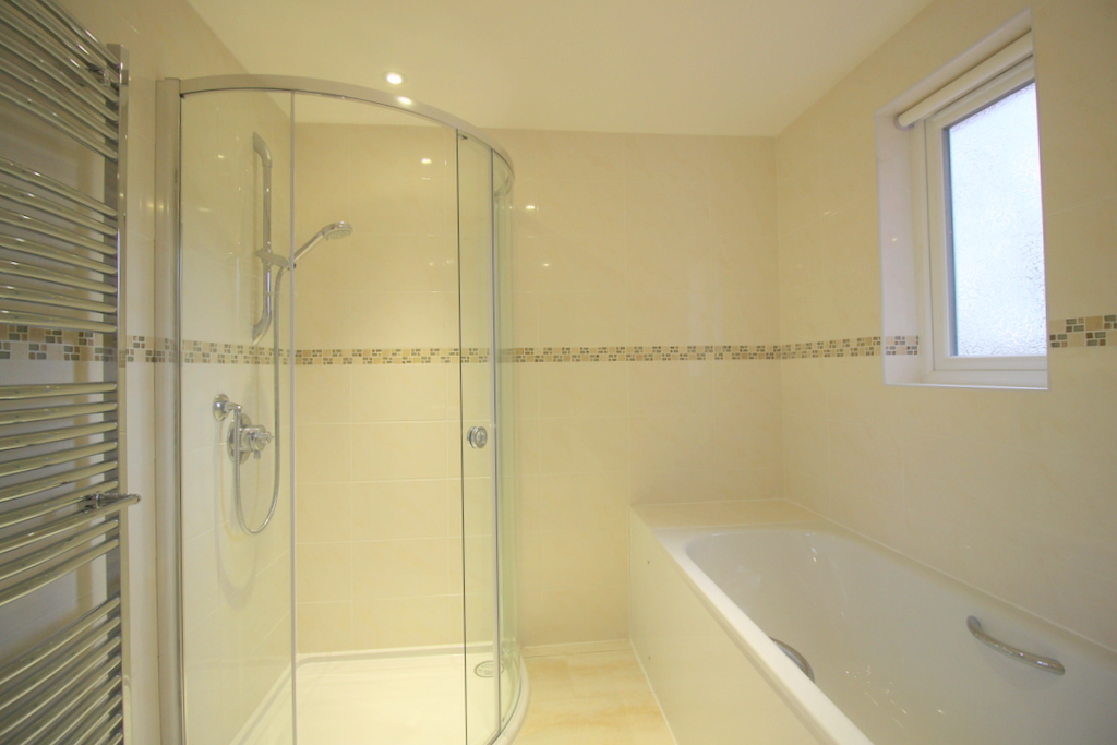 3 bed end of terrace house for sale in Tilletts Lane, Warnham, Horsham  - Property Image 8