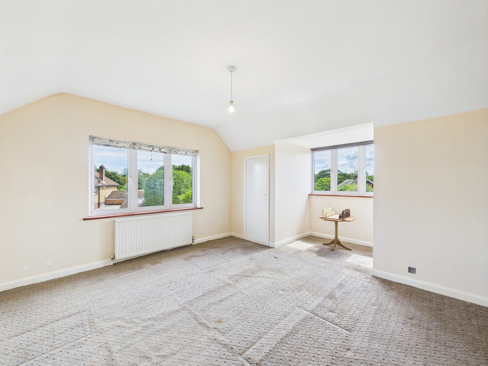 6 bed detached house for sale in Hillside, Horsham  - Property Image 24