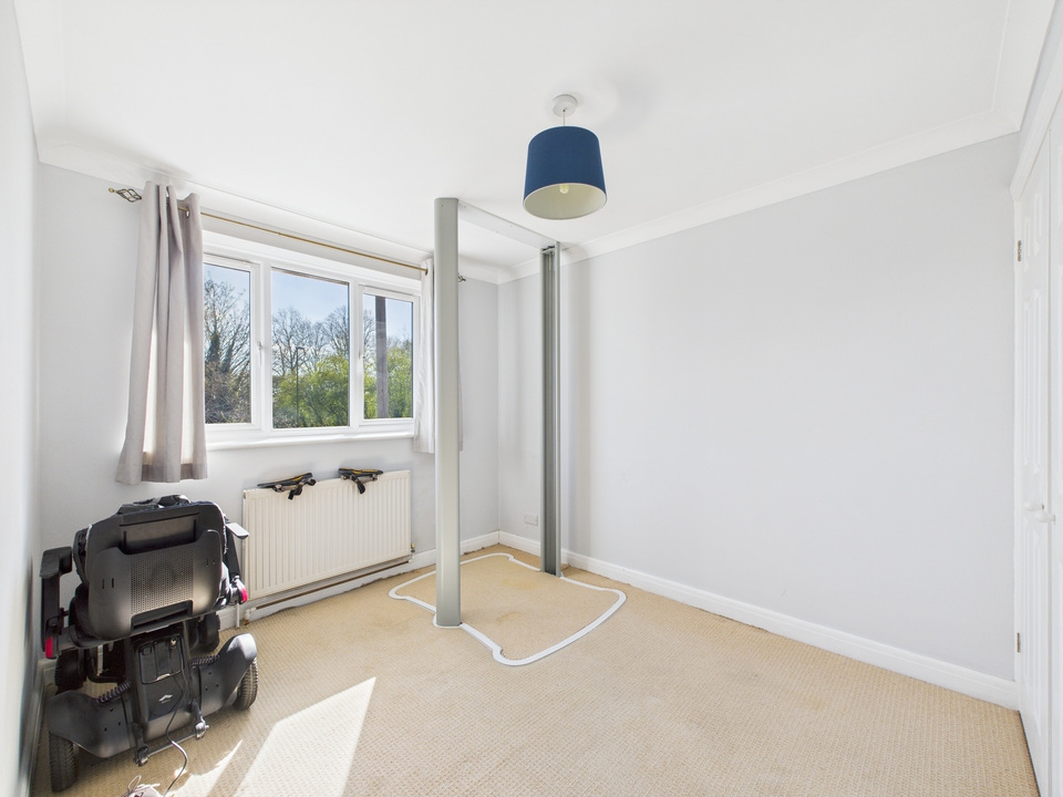 3 bed semi-detached house for sale in Bakers Close, Southwater  - Property Image 9