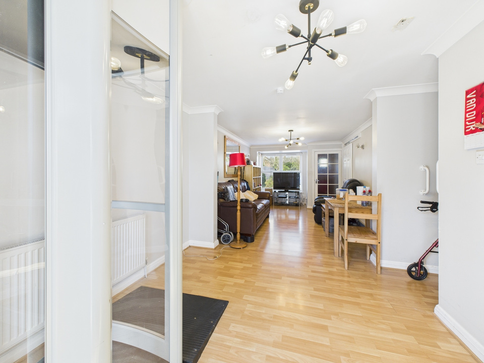 3 bed semi-detached house for sale in Bakers Close, Southwater  - Property Image 13