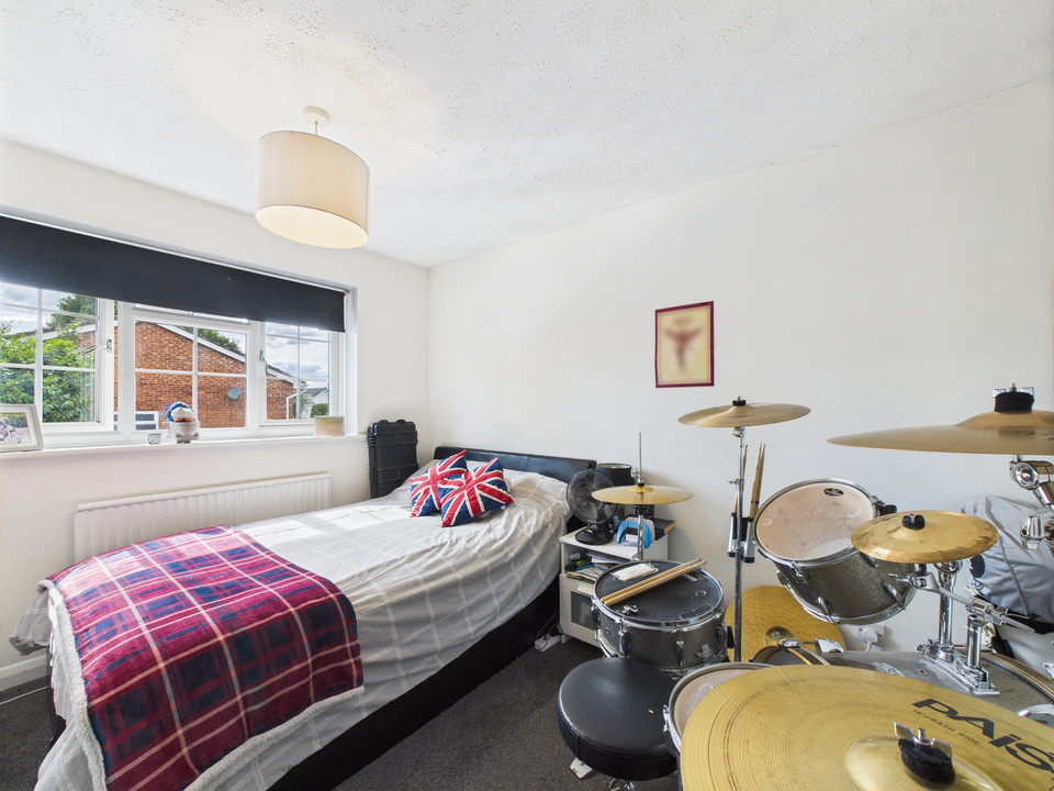 4 bed detached house for sale in Oaks Close, Horsham  - Property Image 5