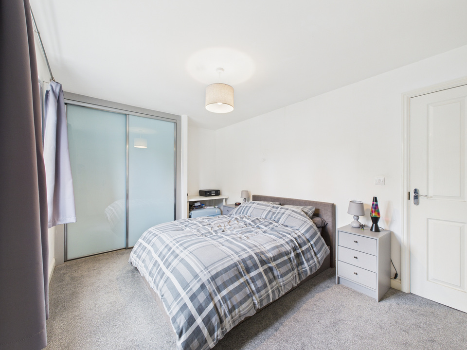 2 bed apartment for sale in Crawley Road, Horsham  - Property Image 10