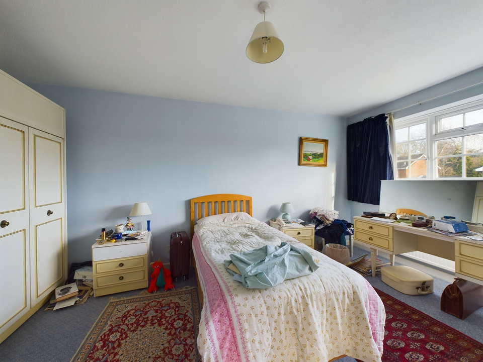 4 bed detached house for sale in Dickins Way, Horsham - Property Image 4