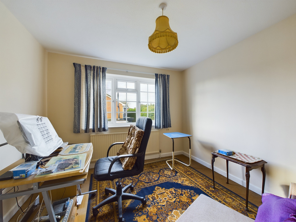 4 bed detached house for sale in Dickins Way, Horsham - Property Image 6