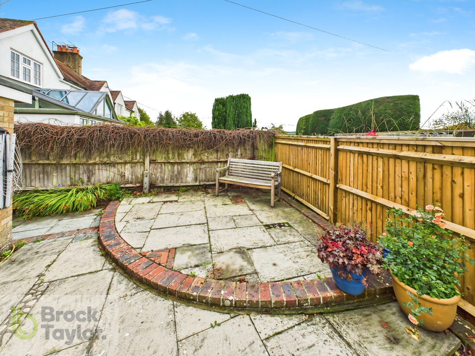 3 bed detached house for sale in Rose Cottage Lane, Staplefield  - Property Image 9