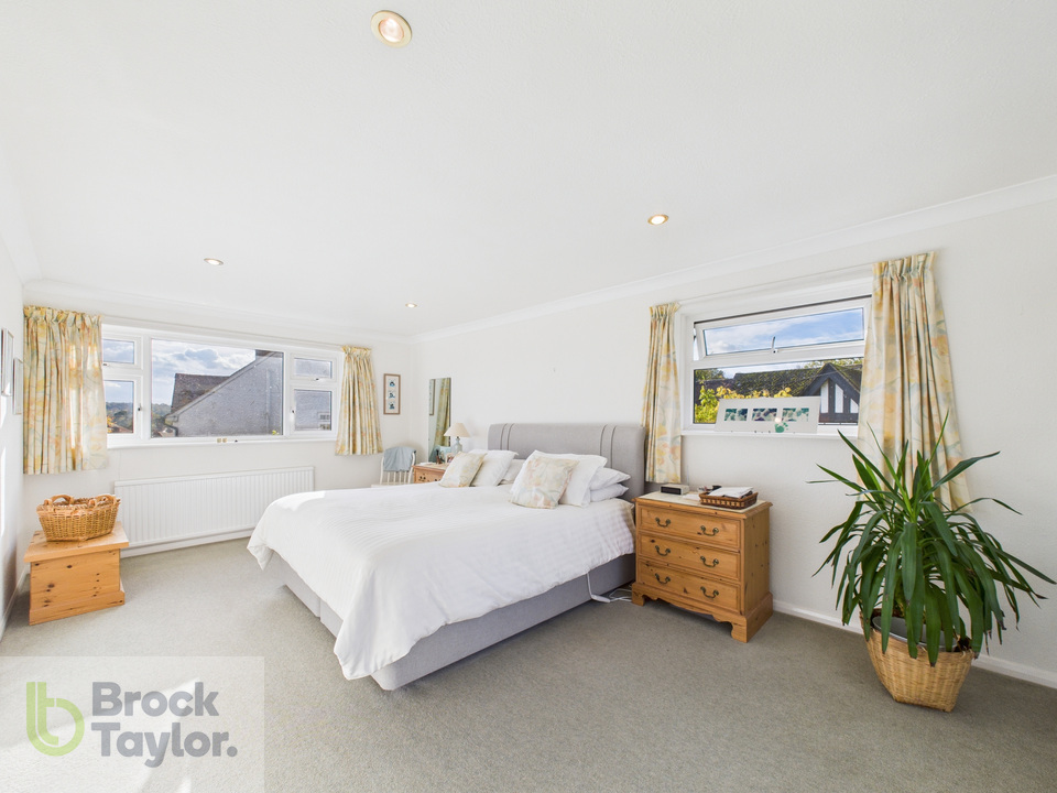 3 bed detached house for sale in Rose Cottage Lane, Staplefield  - Property Image 14