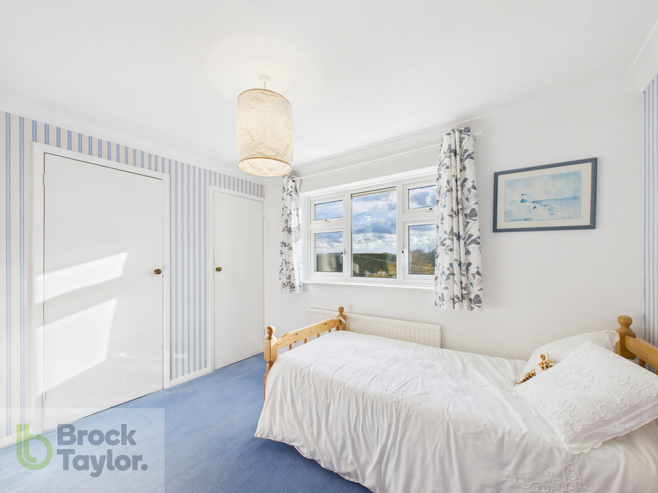 3 bed detached house for sale in Rose Cottage Lane, Staplefield  - Property Image 19