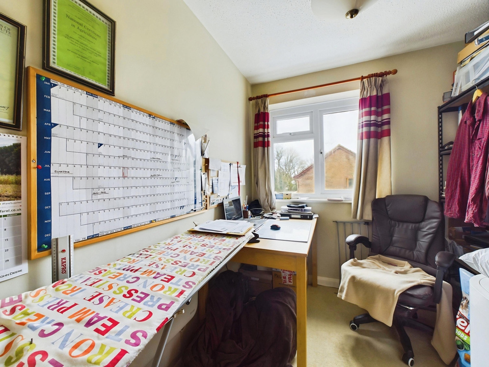 3 bed semi-detached house for sale in Acorn Avenue, Cowfold  - Property Image 8