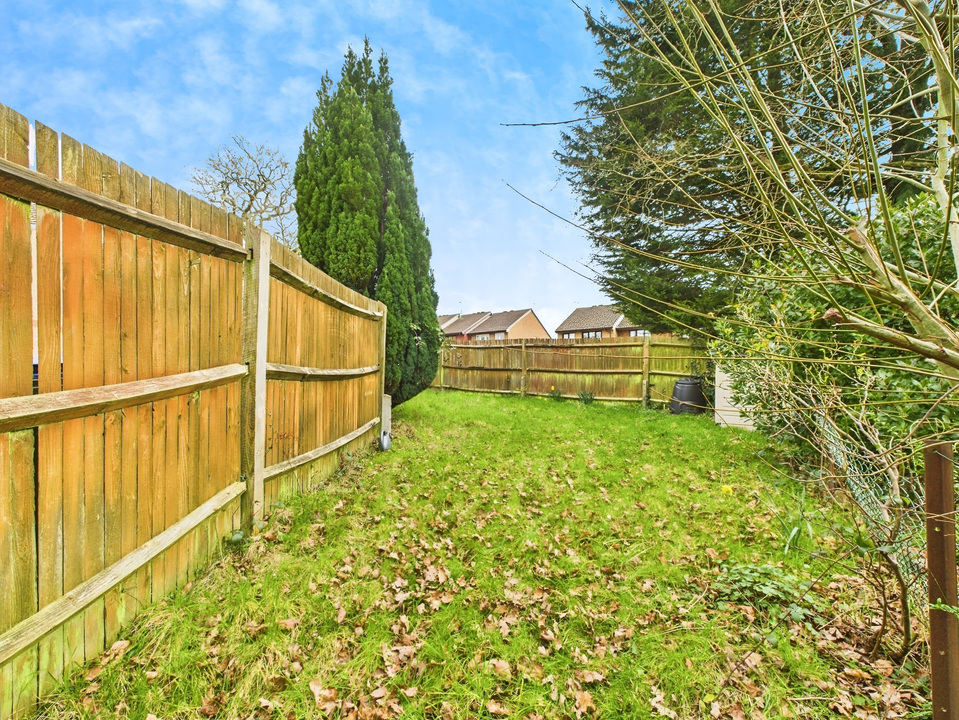 1 bed detached house for sale in 80 Wallis Way, HORSHAM  - Property Image 7