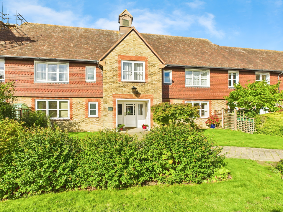 2 bed apartment for sale in Bluecoat Pond, Christs Hospital - Property Image 1