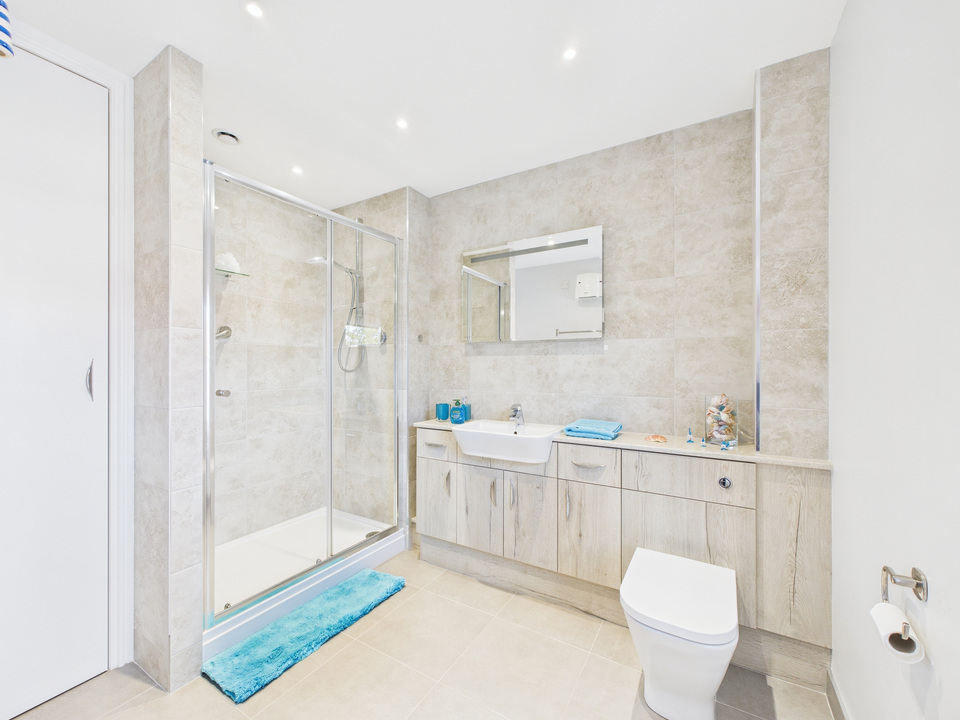 2 bed apartment for sale in Bluecoat Pond, Christs Hospital  - Property Image 6