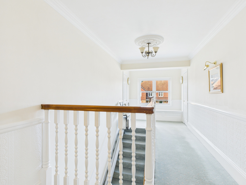 2 bed apartment for sale in Bluecoat Pond, Christs Hospital  - Property Image 11