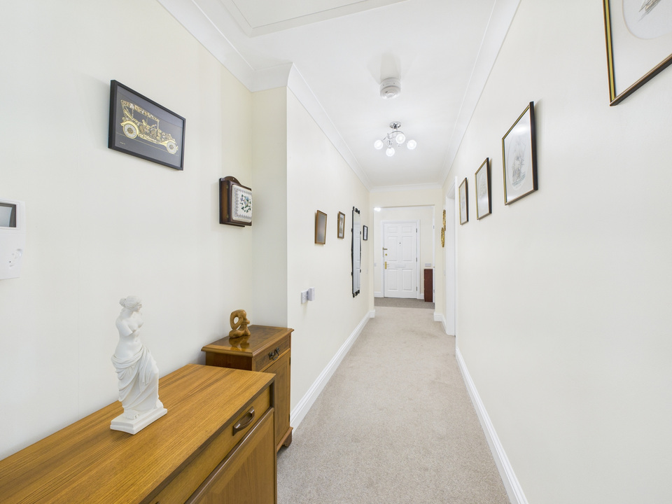 2 bed apartment for sale in Bluecoat Pond, Christs Hospital  - Property Image 12