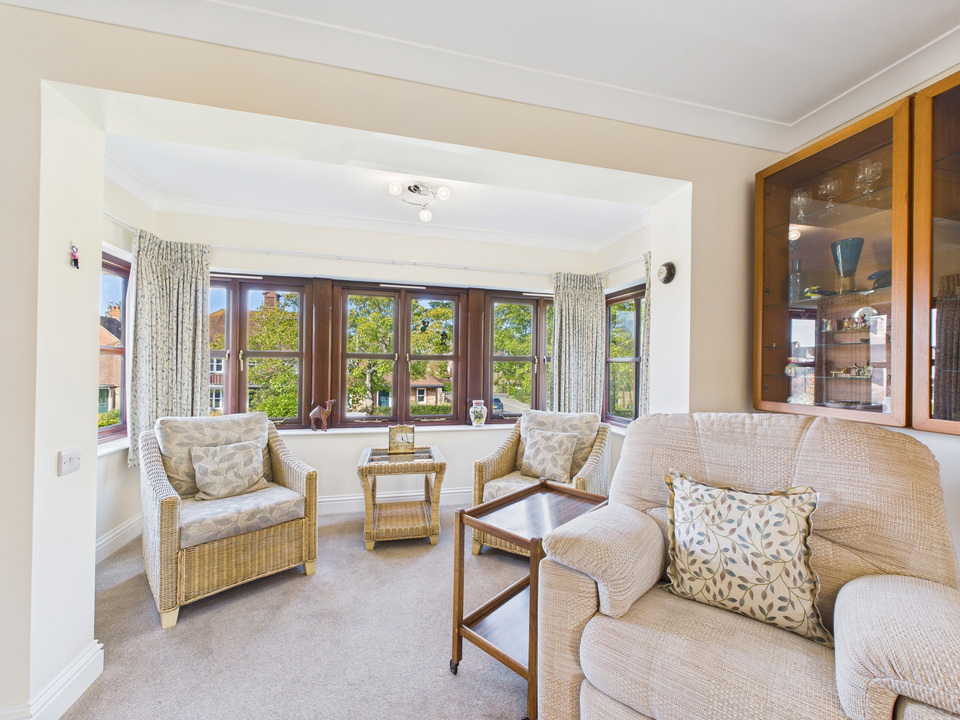 2 bed apartment for sale in Bluecoat Pond, Christs Hospital  - Property Image 13