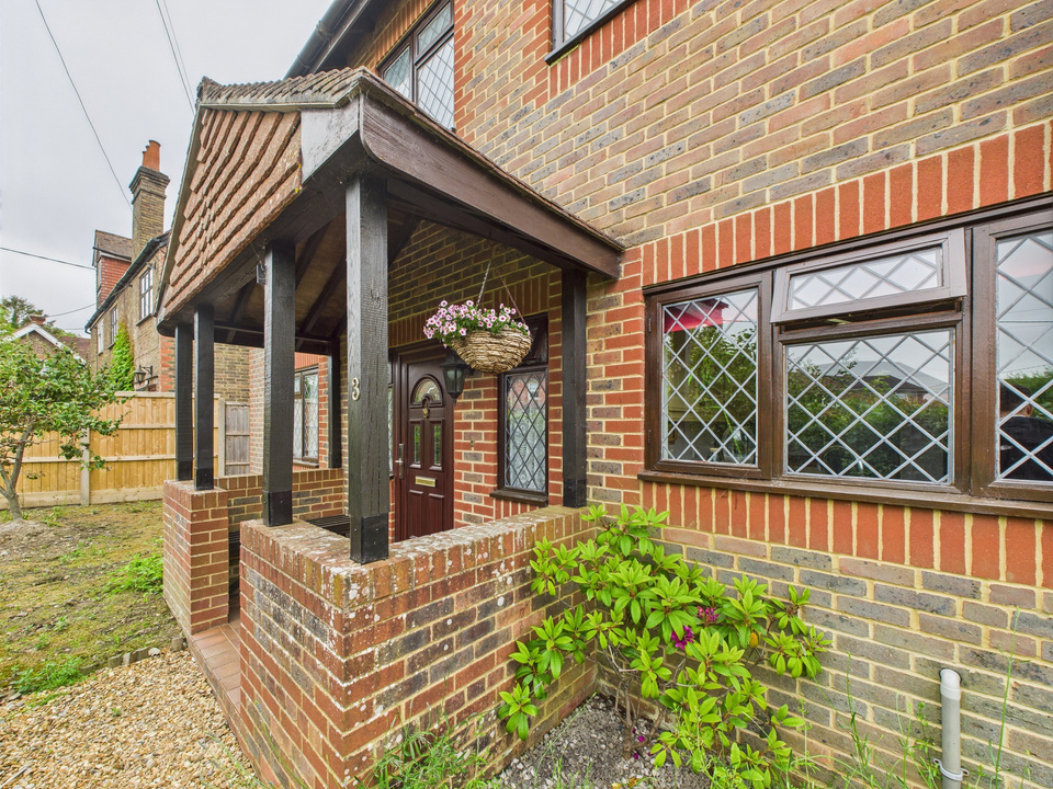 4 bed detached house for sale in Billingshurst Road, Broadbridge Heath - Property Image 3