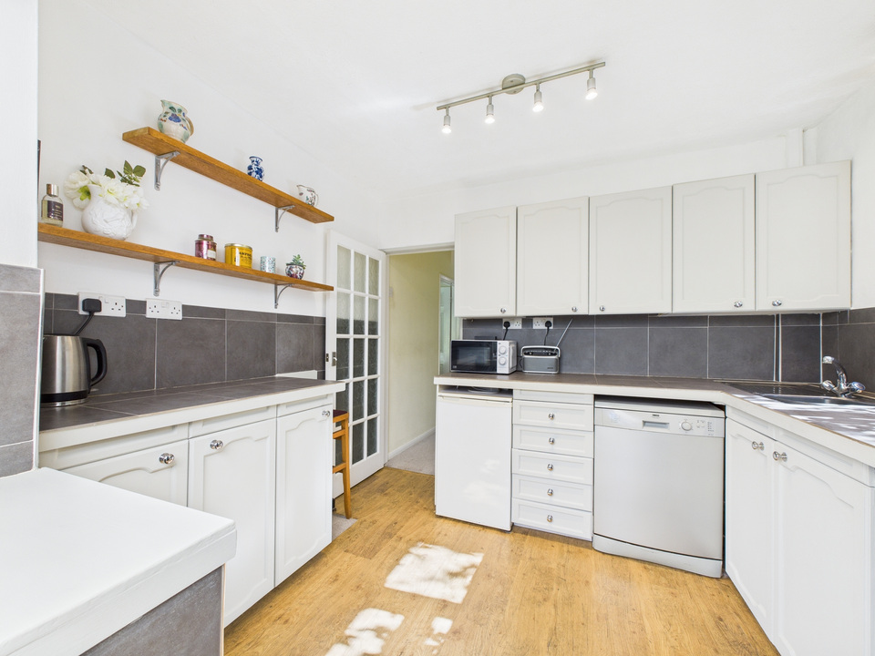 3 bed semi-detached bungalow for sale in Ringley Road, Horsham  - Property Image 2