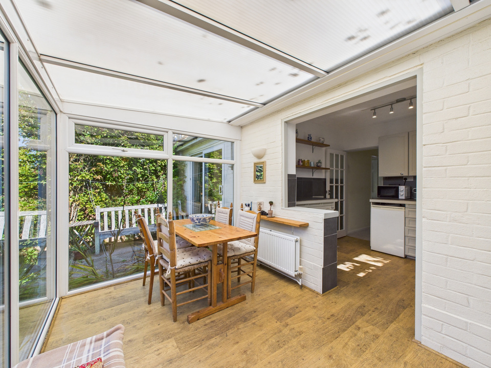 3 bed semi-detached bungalow for sale in Ringley Road, Horsham  - Property Image 14